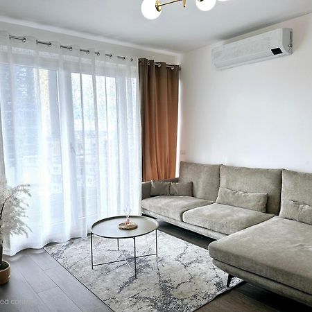 Free Parking Skanderbeg Square - Spacious Central Apartment Tirana Exteriör bild