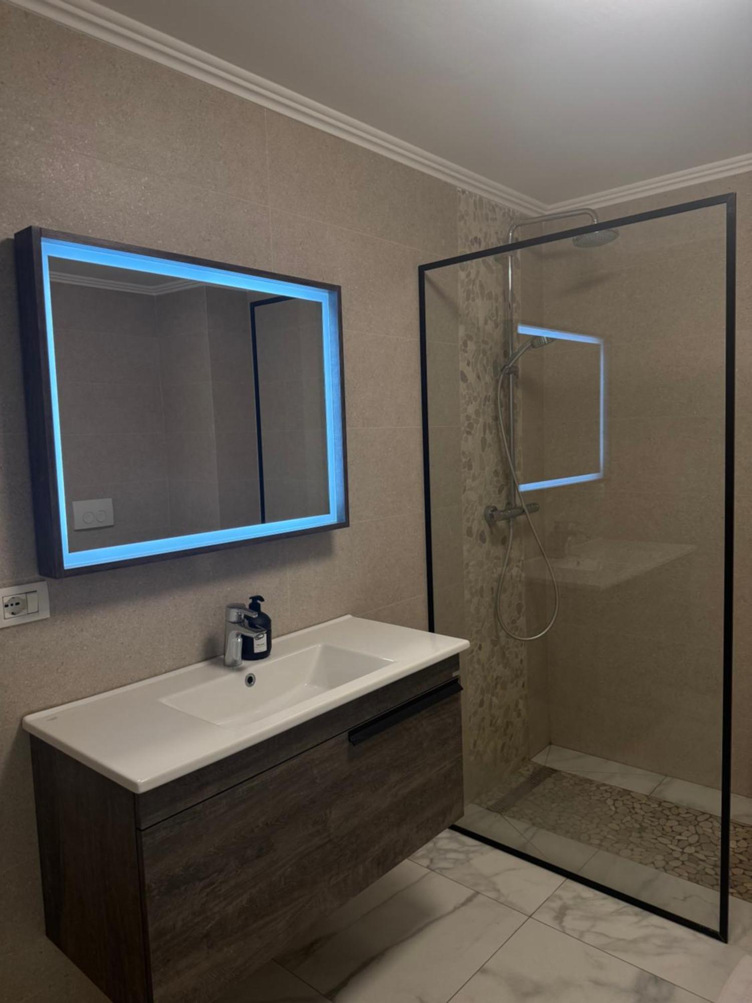 Free Parking Skanderbeg Square - Spacious Central Apartment Tirana Exteriör bild